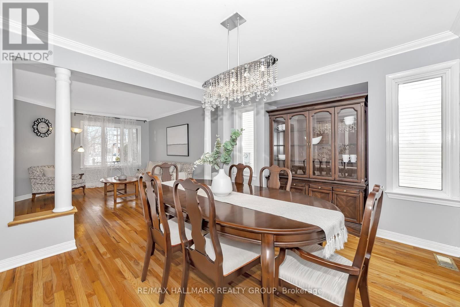 63 NEWBOROUGH CRESCENT Image 3