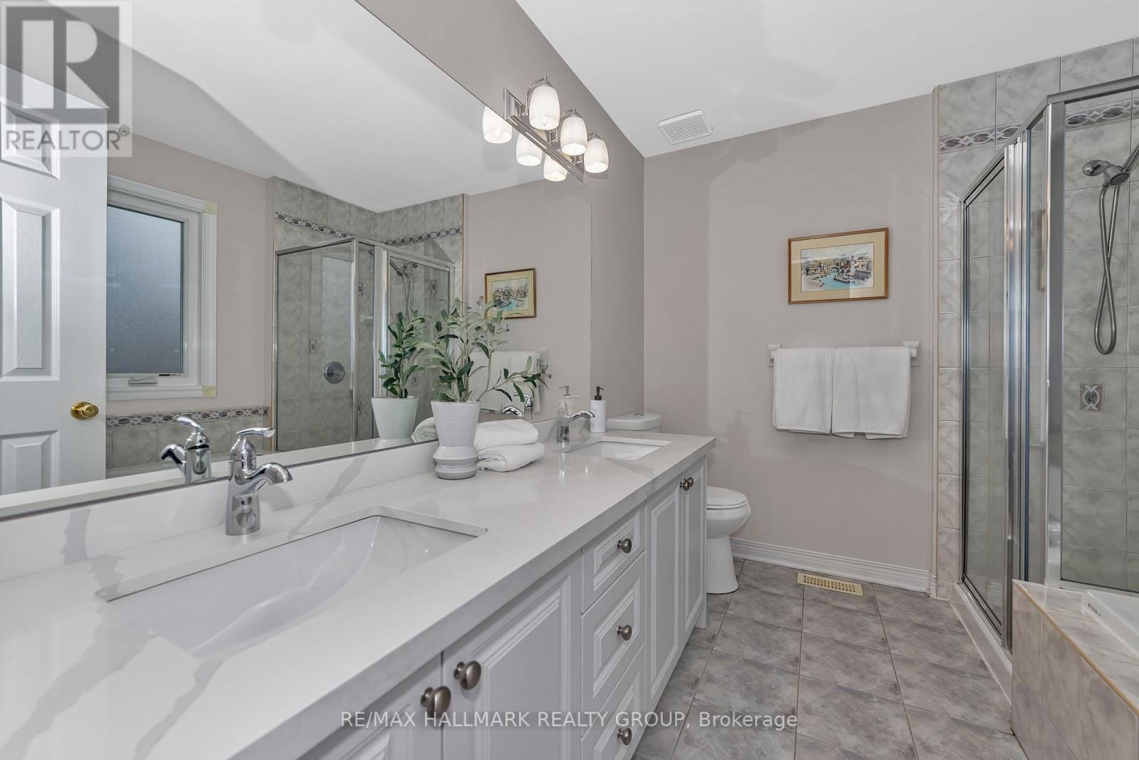 63 NEWBOROUGH CRESCENT Image 8