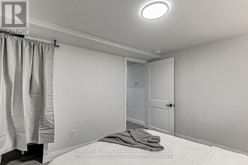 347 THIEL STREET Image 16