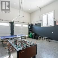 423474 6 CORNERS Image 14