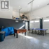 423474 6 CORNERS Image 15