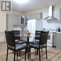 423474 6 CORNERS Image 18