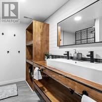 423474 6 CORNERS Image 23
