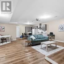 423474 6 CORNERS Image 36