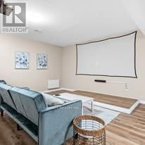 423474 6 CORNERS Image 37