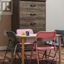 423474 6 CORNERS Image 38