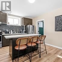 423474 6 CORNERS Image 40
