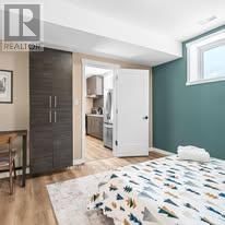 423474 6 CORNERS Image 42