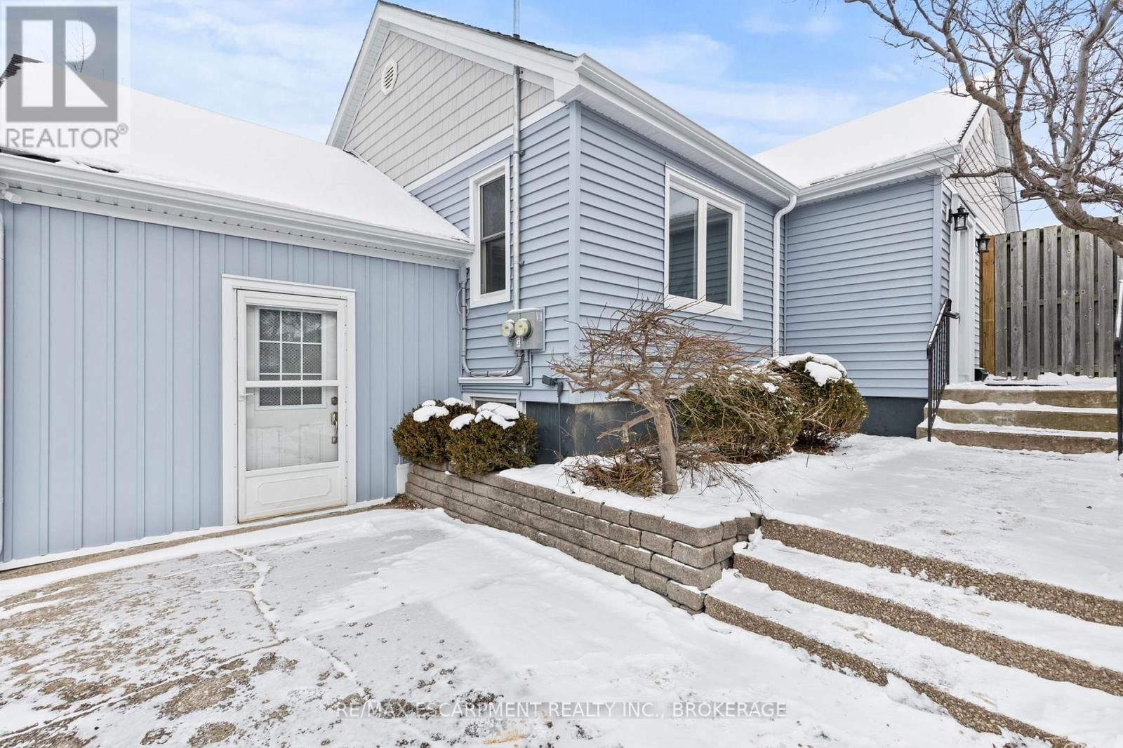 249 CARLTON STREET Image 2