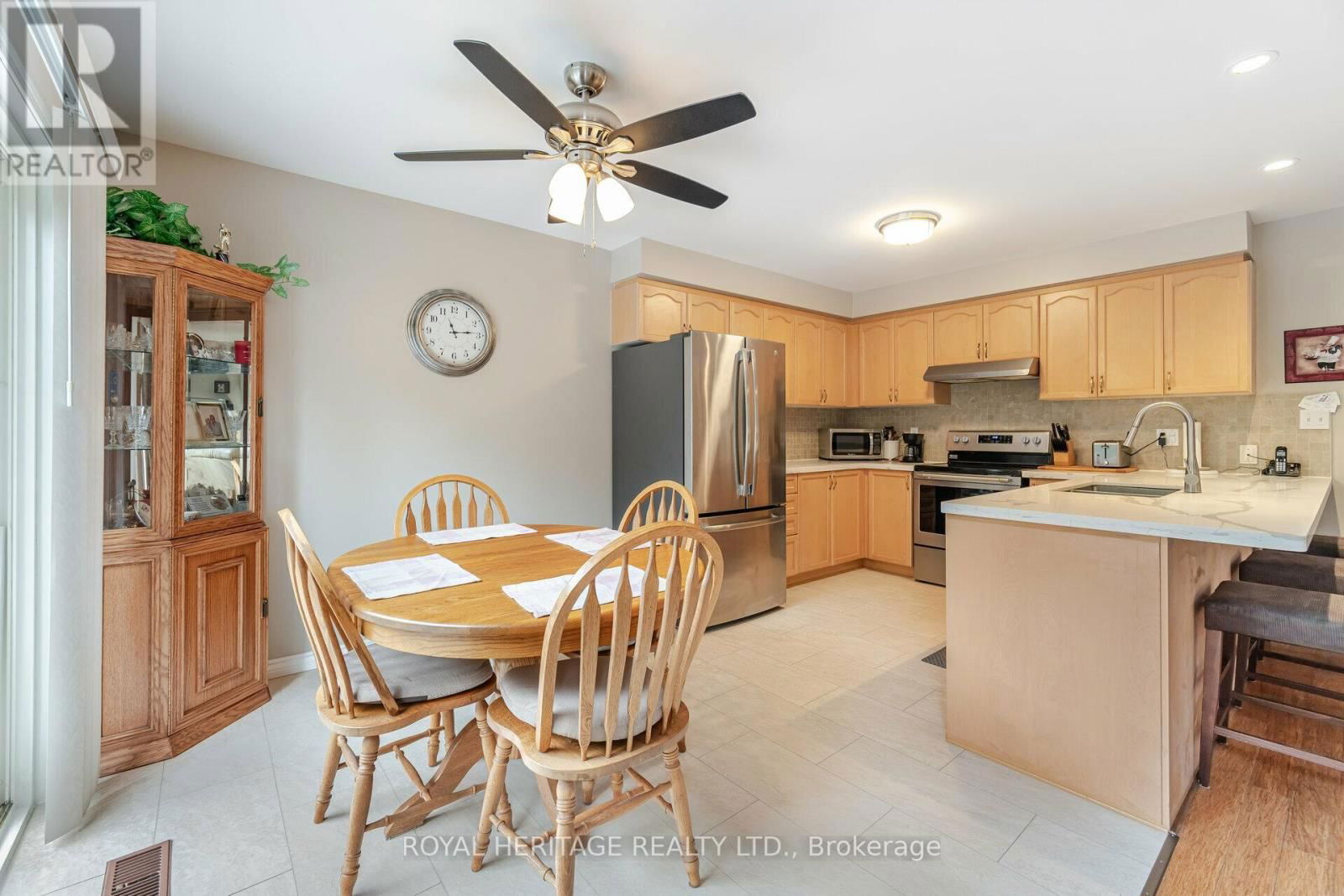 1734 RAVENWOOD DRIVE Image 9