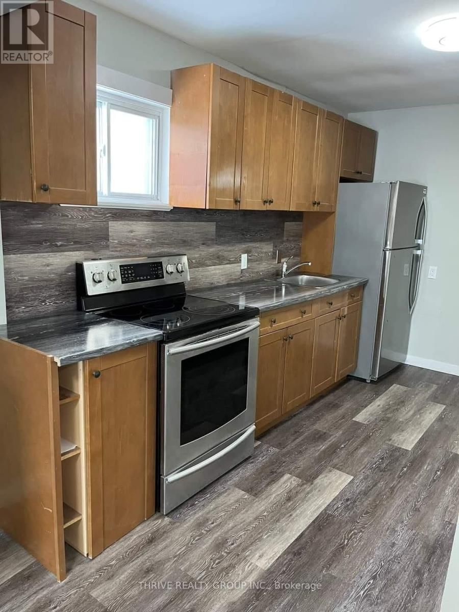 211 CLARENCE STREET Image 4