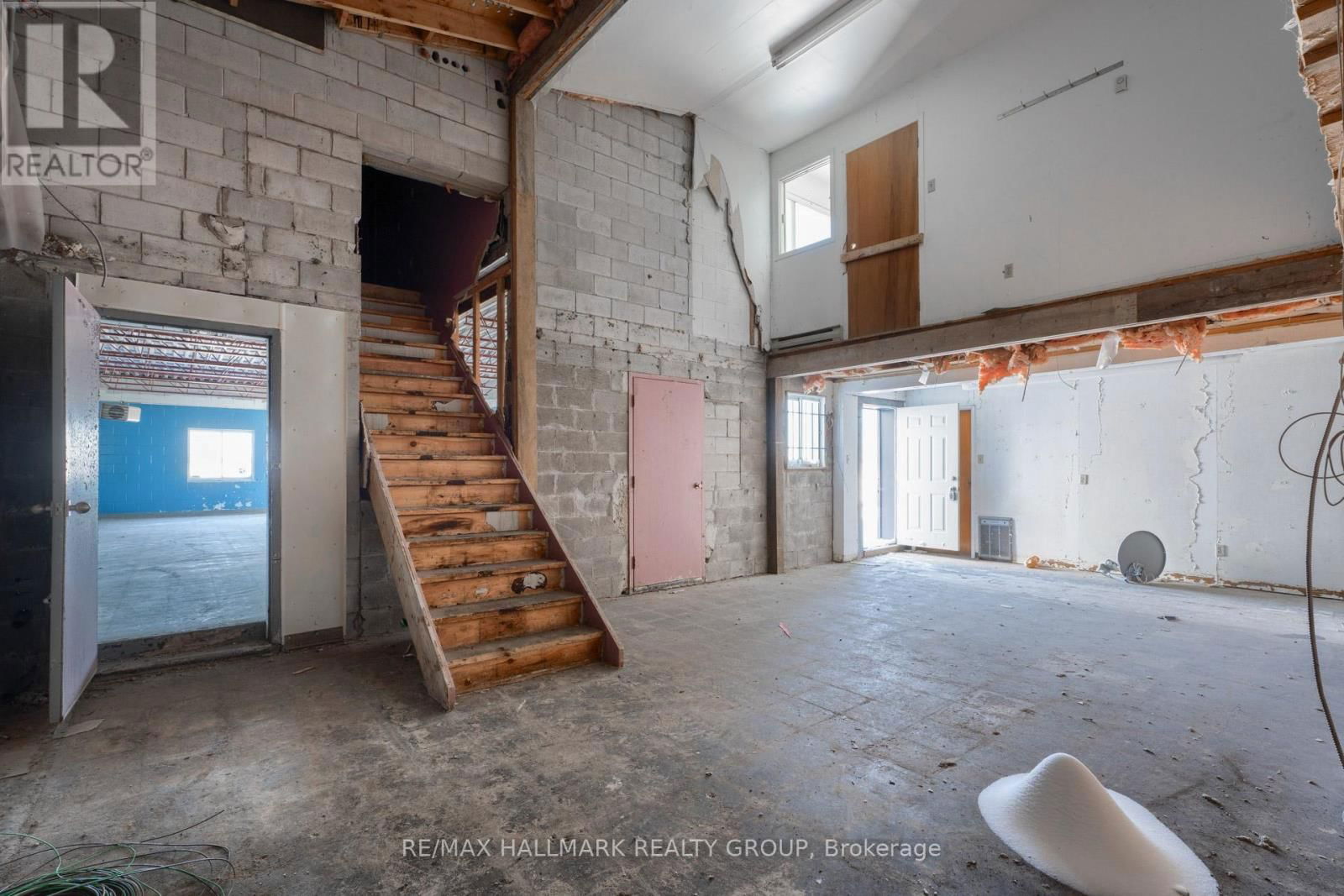 5604 HARRIS ROAD Image 11