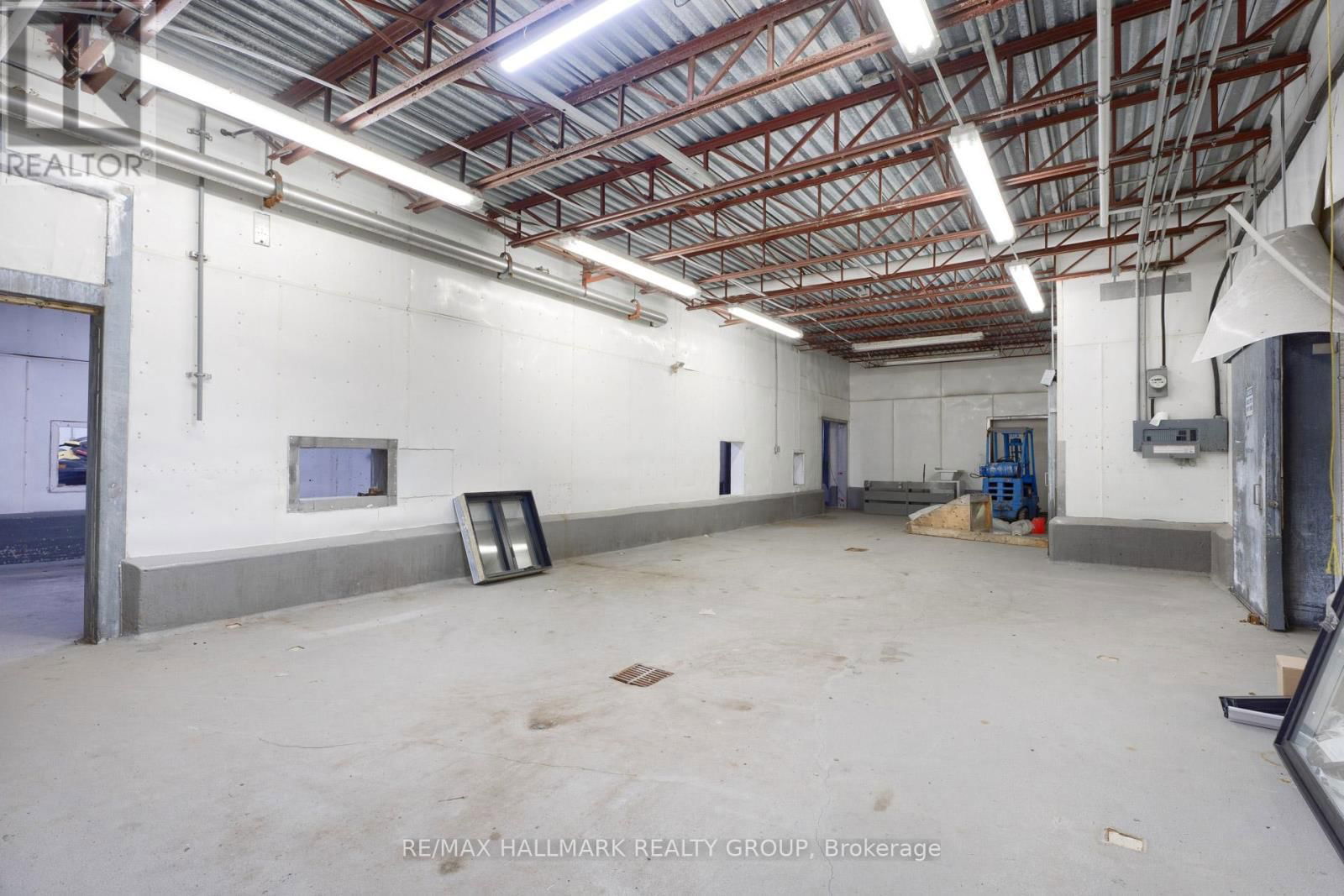 5604 HARRIS ROAD Image 13