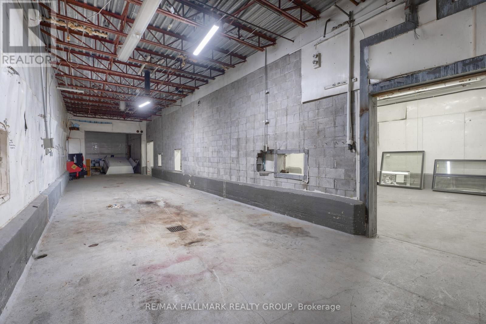 5604 HARRIS ROAD Image 15