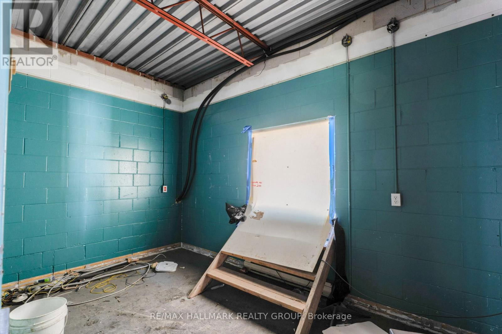 5604 HARRIS ROAD Image 25
