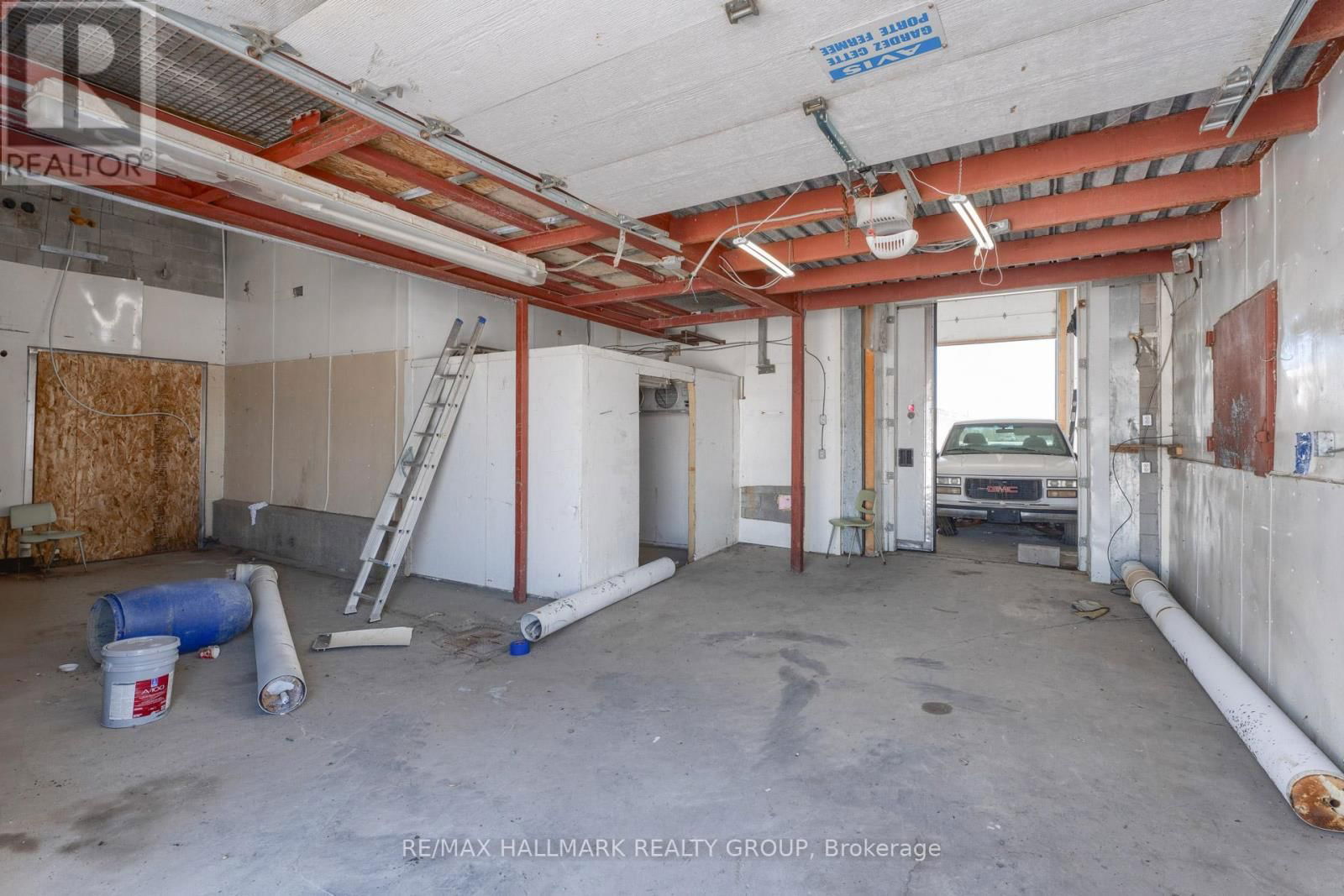 5604 HARRIS ROAD Image 32