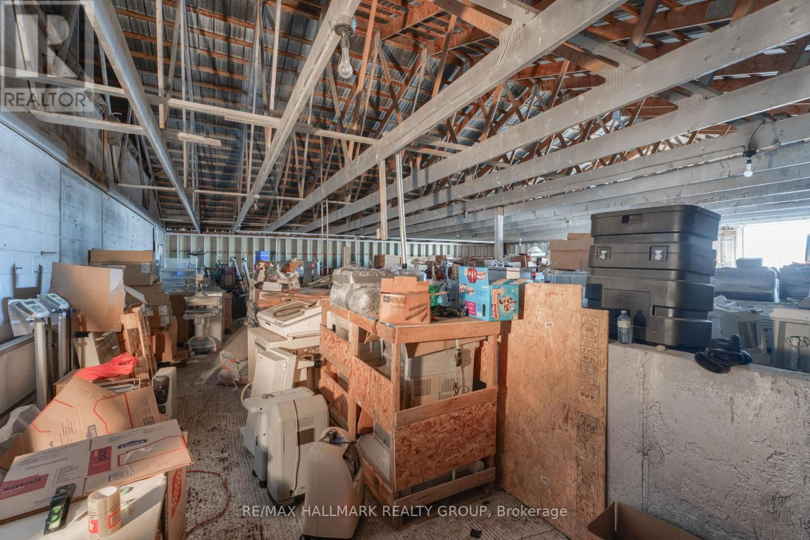 5604 HARRIS ROAD Image 34