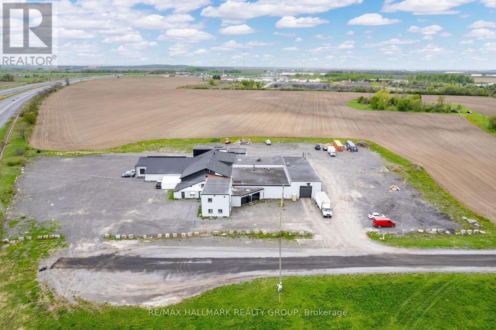5604 HARRIS ROAD Image 47