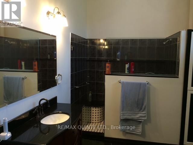 25 MANLEY DRIVE Image 12