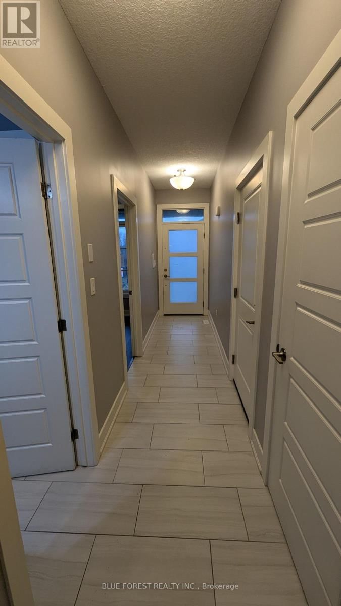 22 - 10 MCPHERSON COURT Image 12