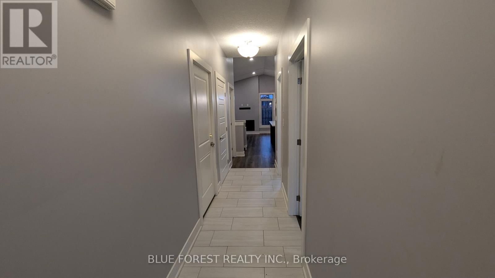 22 - 10 MCPHERSON COURT Image 15