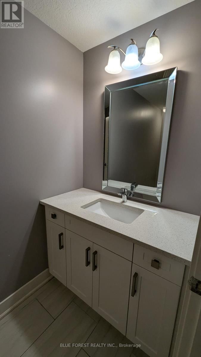 22 - 10 MCPHERSON COURT Image 19
