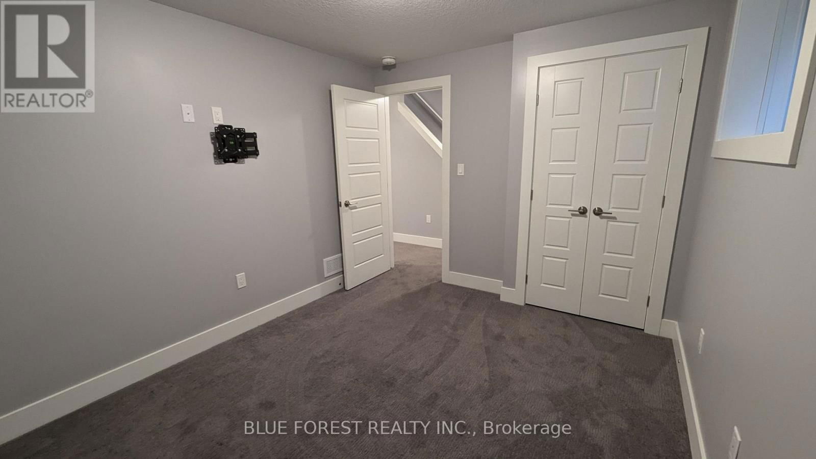 22 - 10 MCPHERSON COURT Image 21