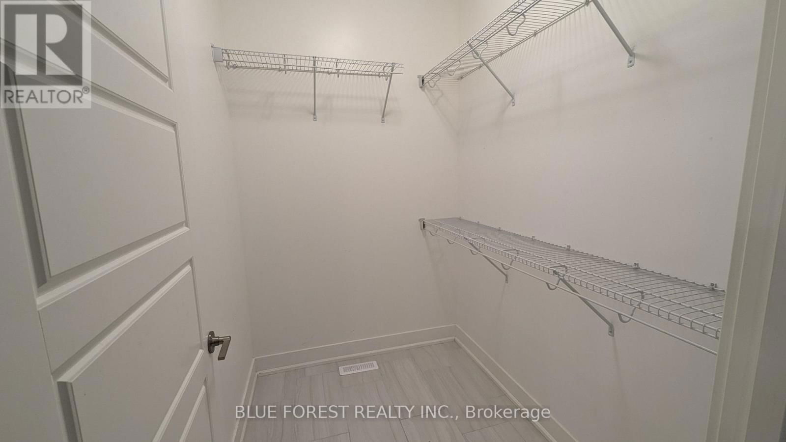 22 - 10 MCPHERSON COURT Image 26