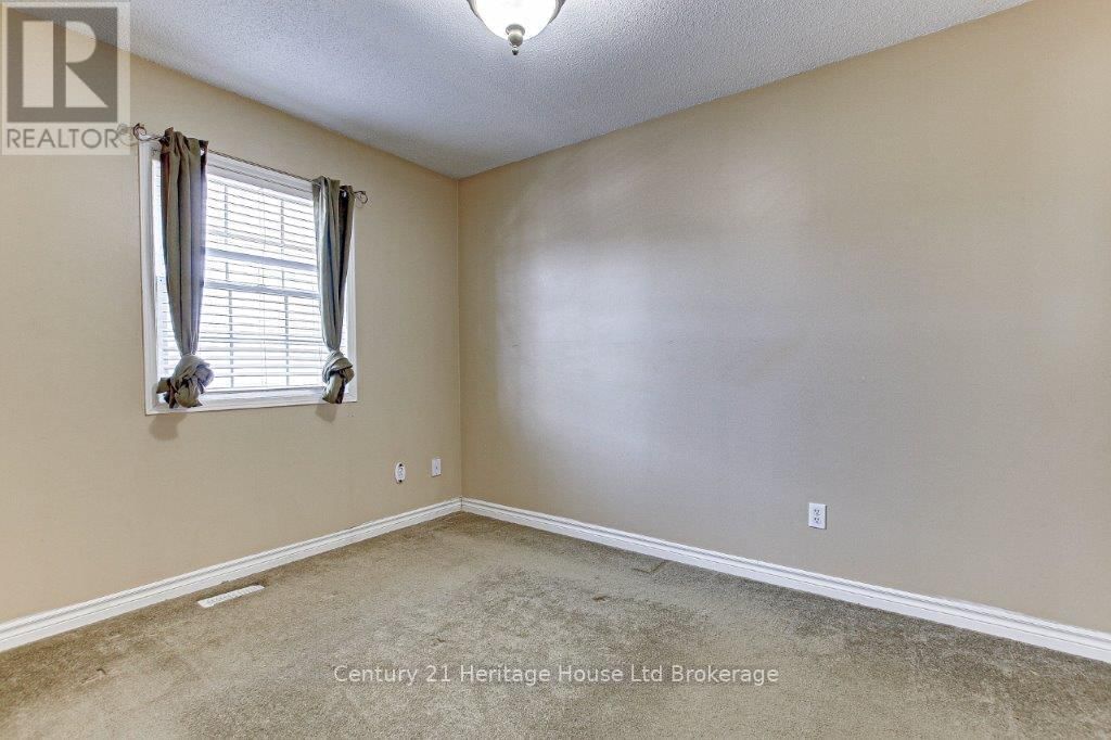 84 ANDERSON STREET Image 15