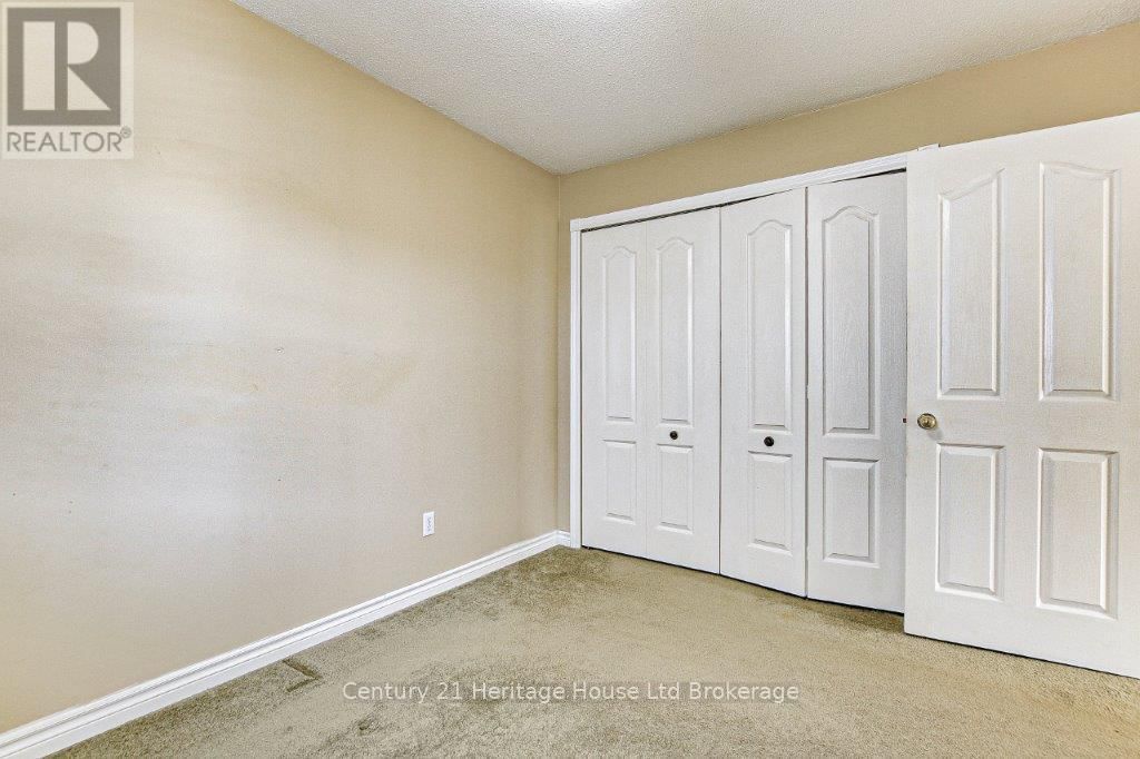 84 ANDERSON STREET Image 16