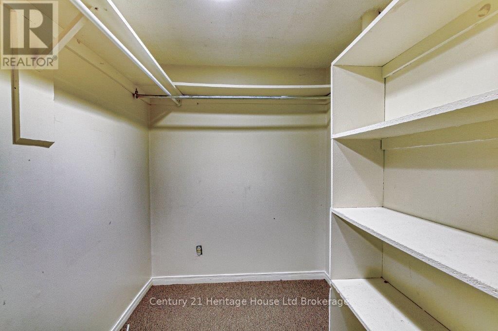 84 ANDERSON STREET Image 22