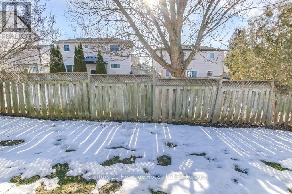 84 ANDERSON STREET Image 29