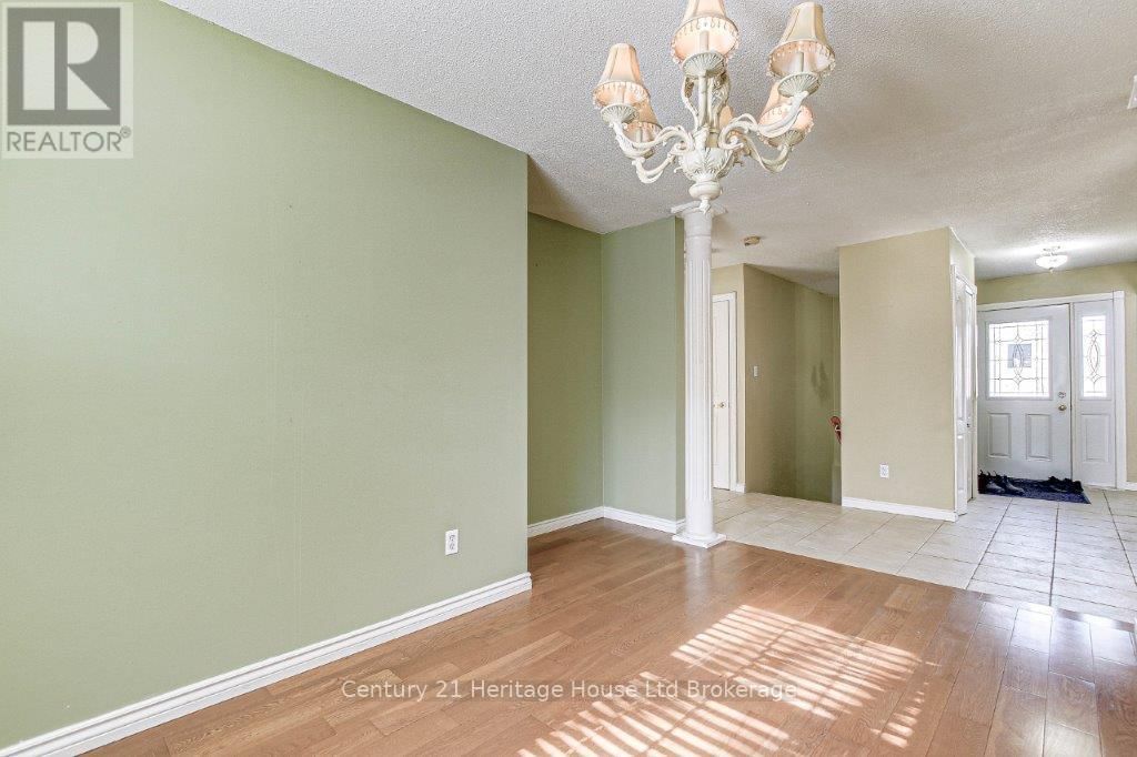 84 ANDERSON STREET Image 7