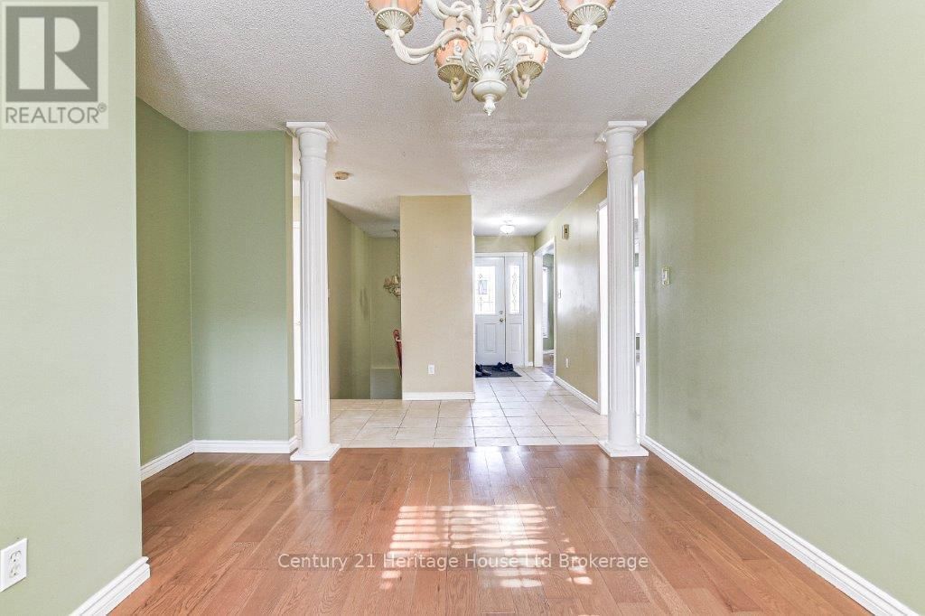 84 ANDERSON STREET Image 8