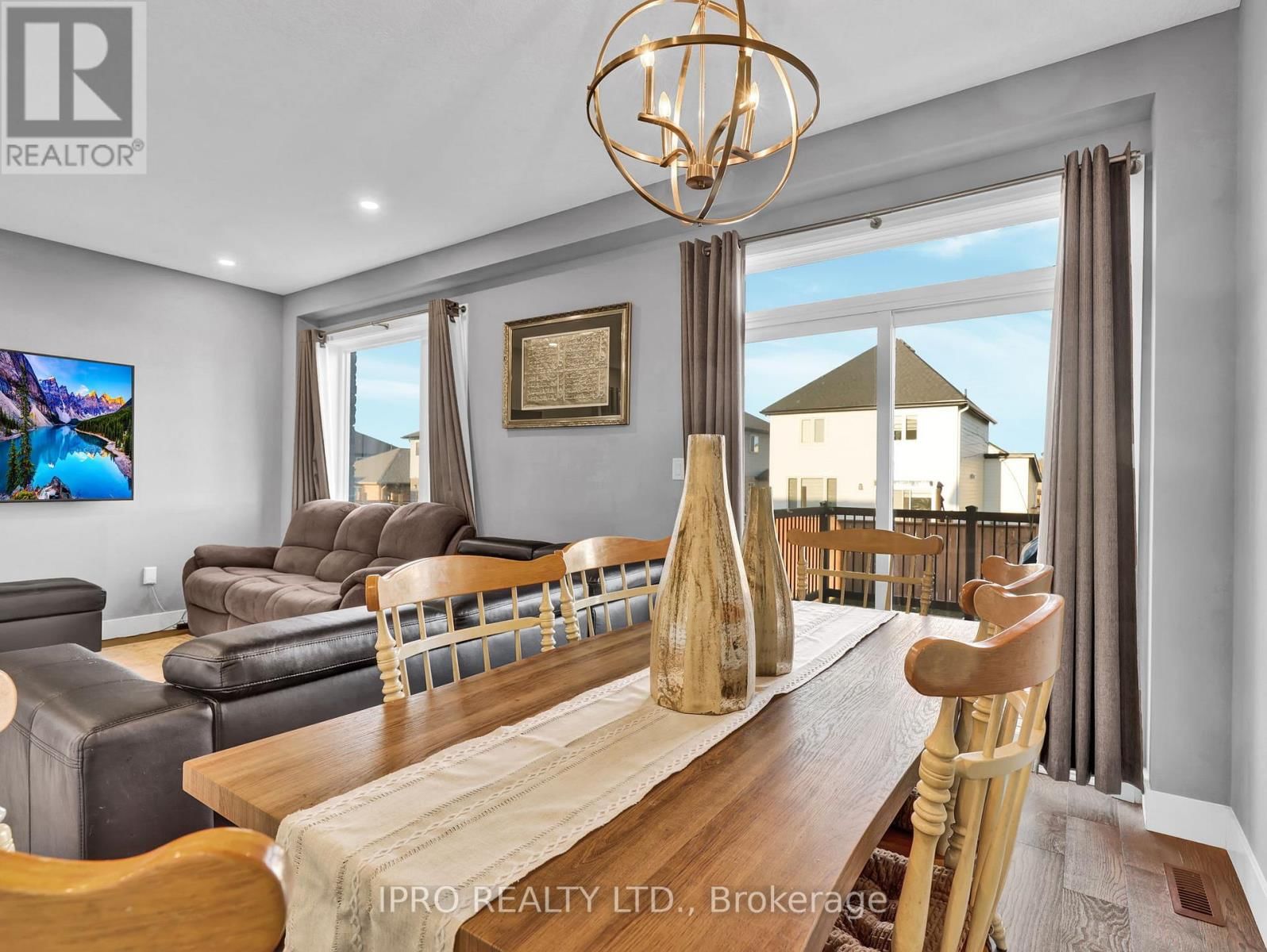 397 EDGEVALLEY ROAD Image 11