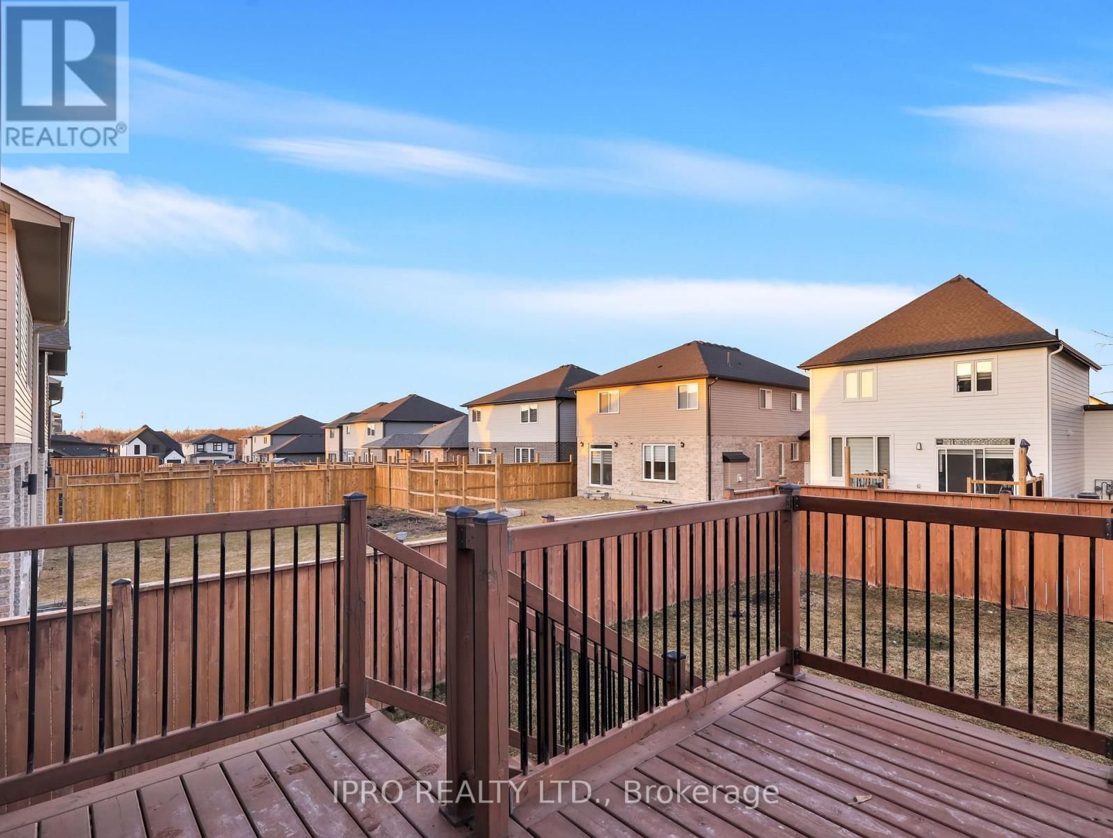 397 EDGEVALLEY ROAD Image 26