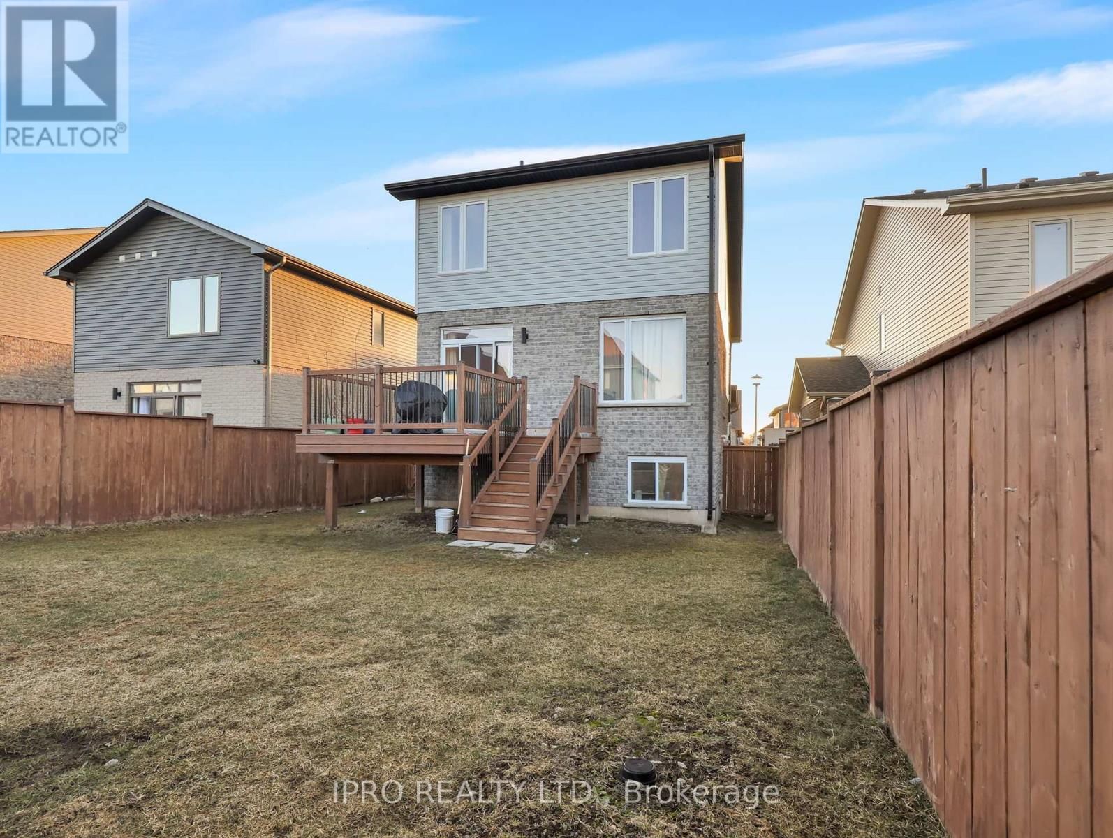 397 EDGEVALLEY ROAD Image 28