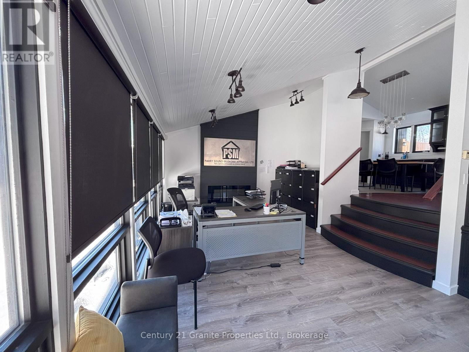 4 BARTLETT DRIVE Image 15
