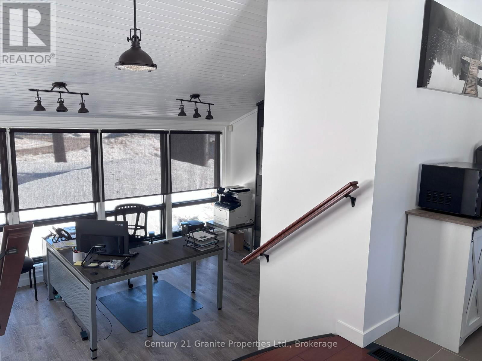 4 BARTLETT DRIVE Image 18