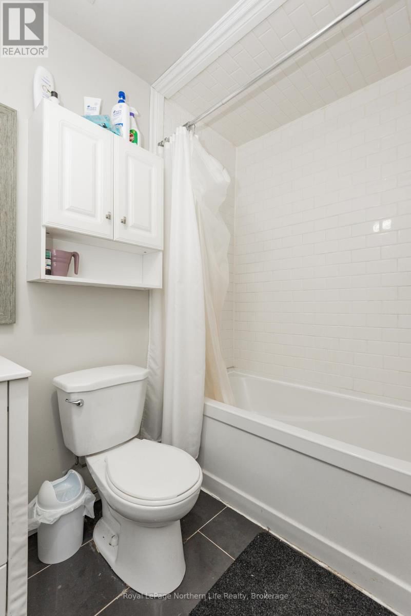 337 WYLD STREET Image 12