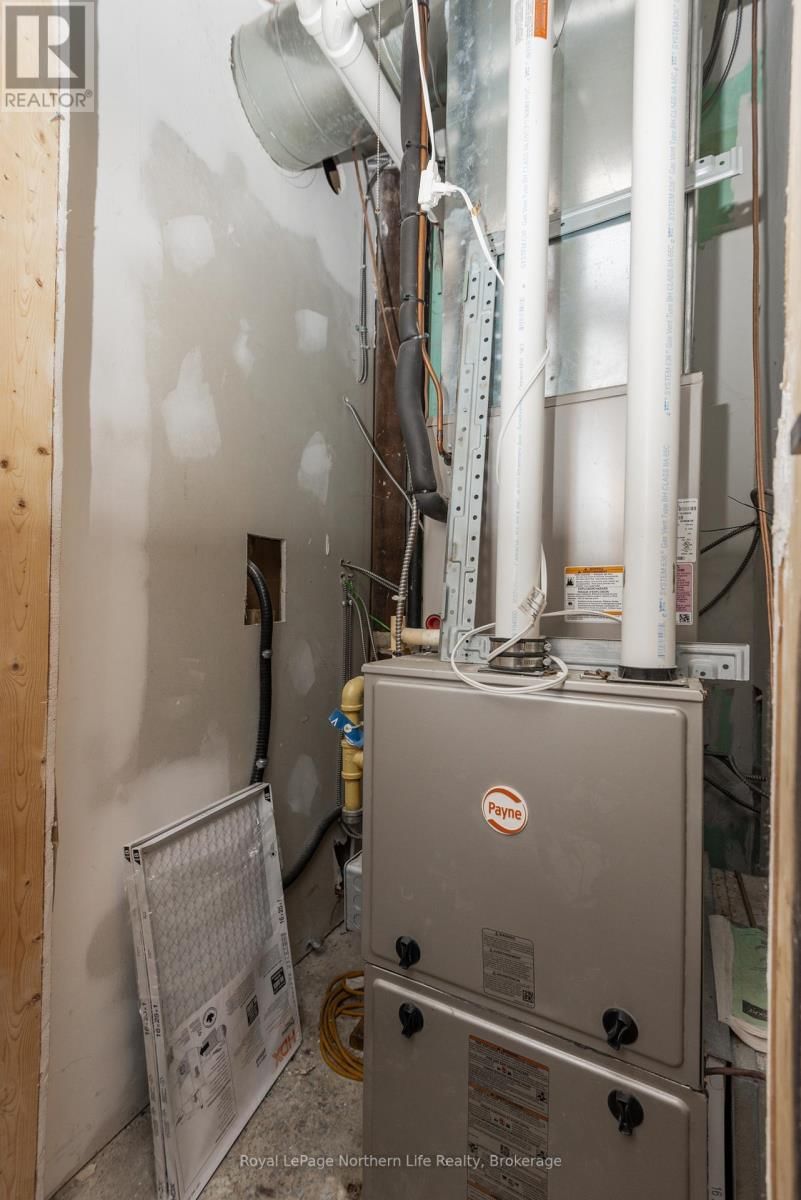 337 WYLD STREET Image 32