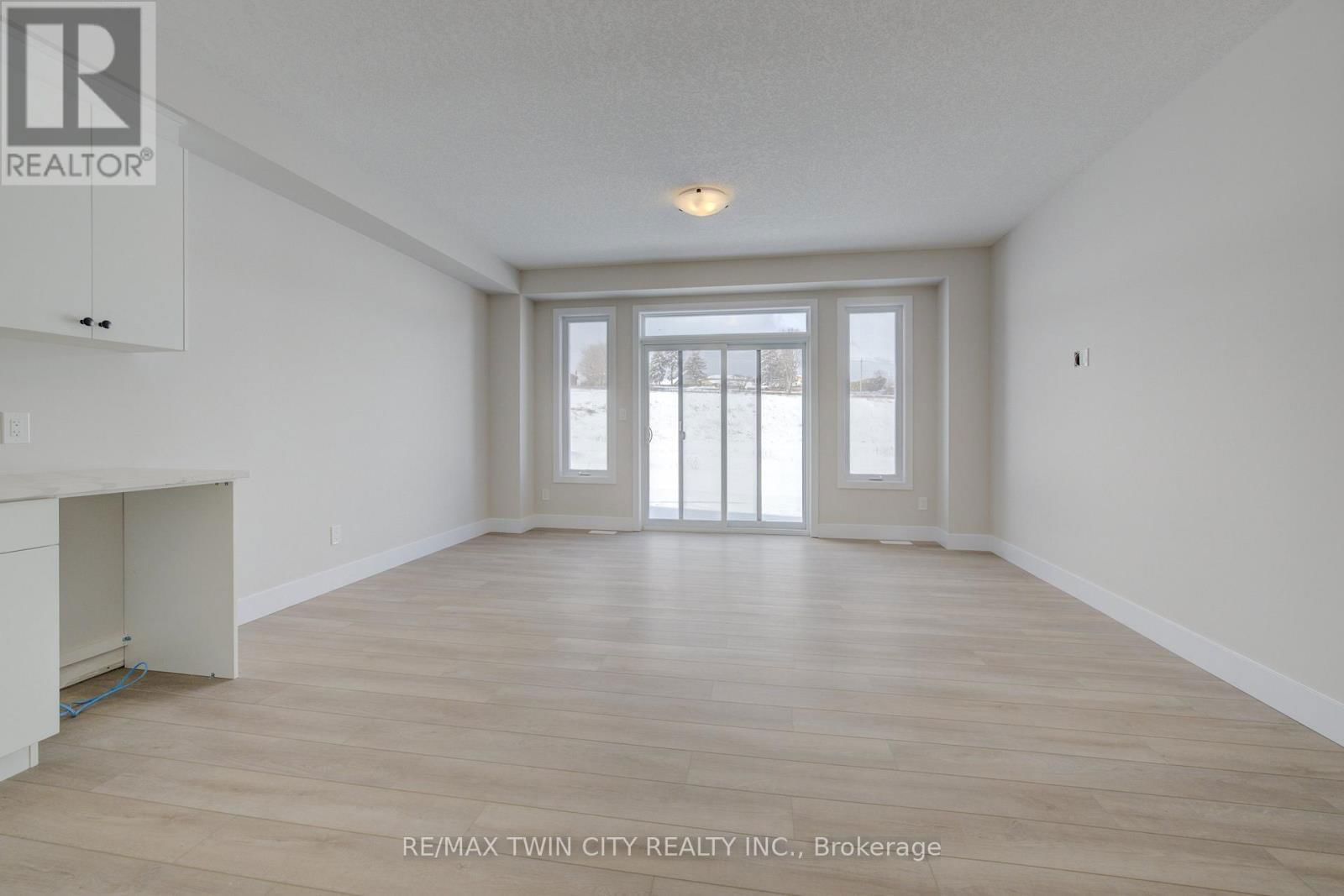 167 DUNNIGAN DRIVE Image 12