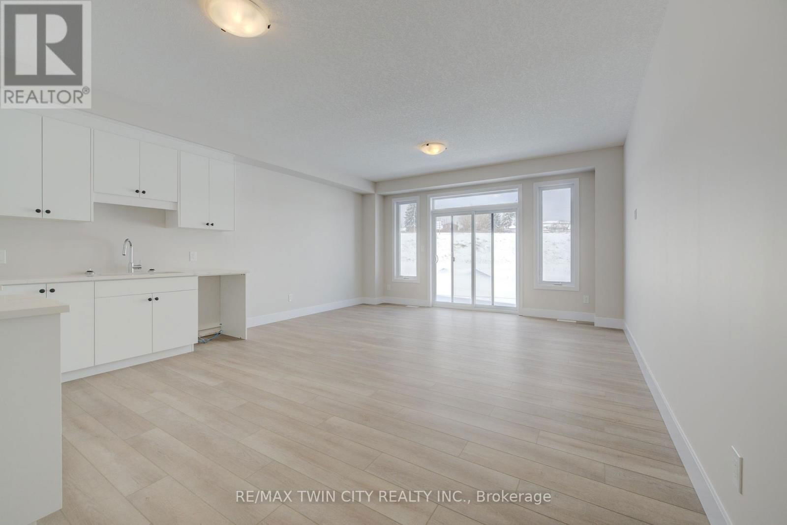 167 DUNNIGAN DRIVE Image 6