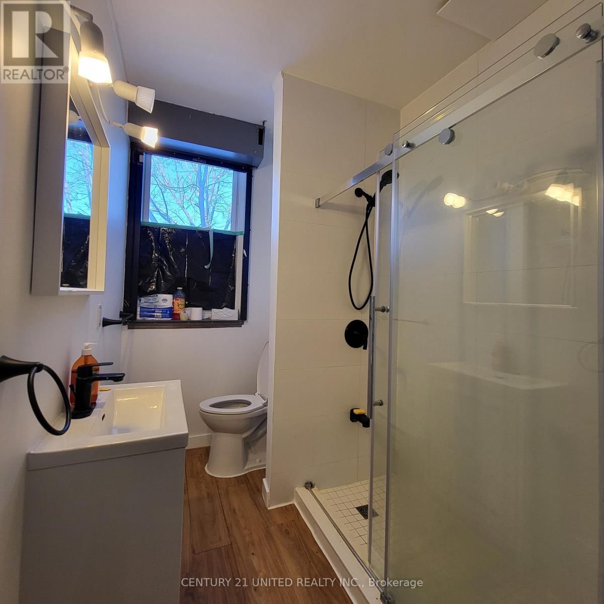 UNIT 2 - 174.5 HUNTER STREET Image 2