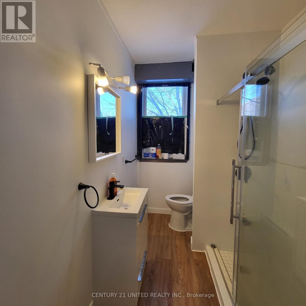 UNIT 2 - 174.5 HUNTER STREET Image 3