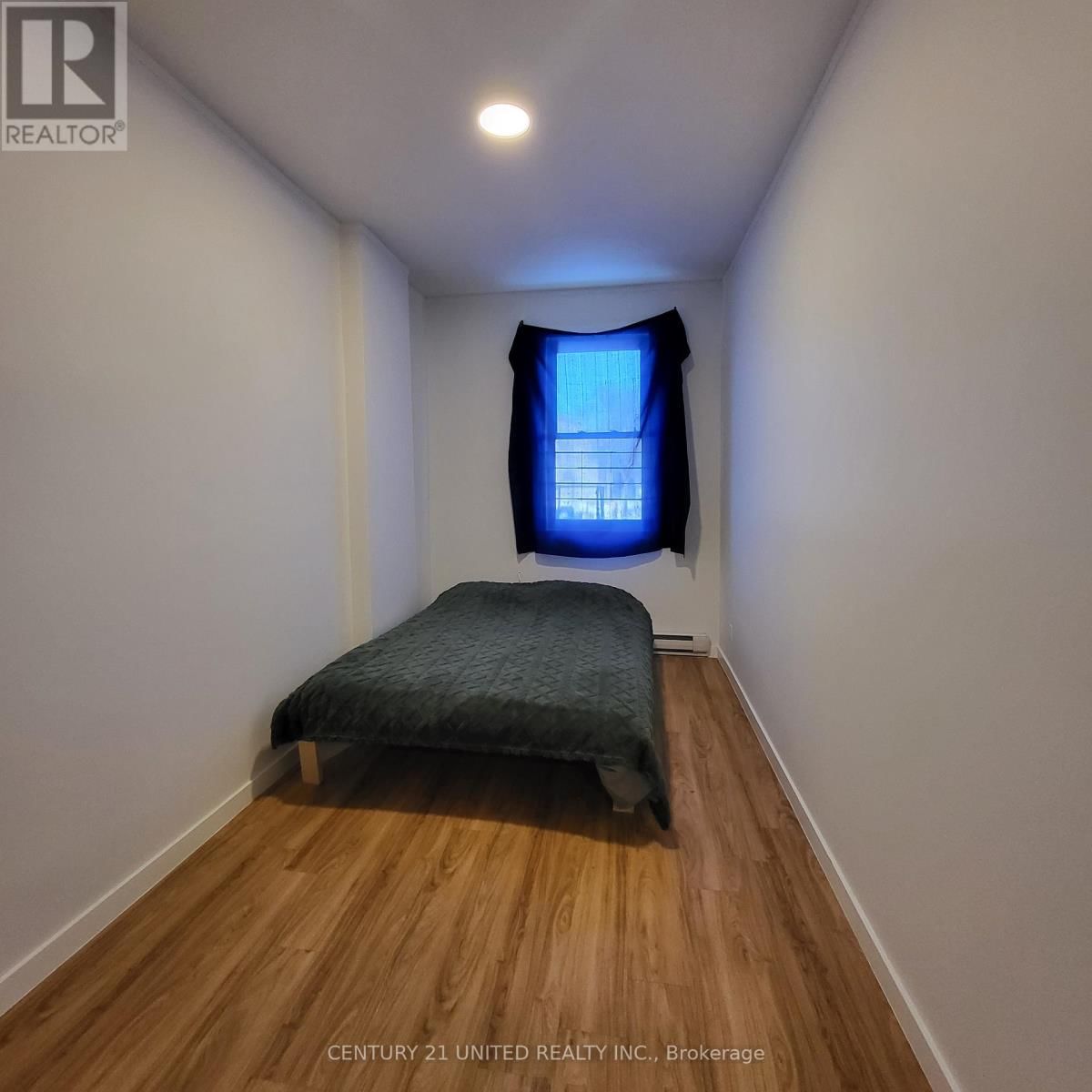 UNIT 2 - 174.5 HUNTER STREET Image 7