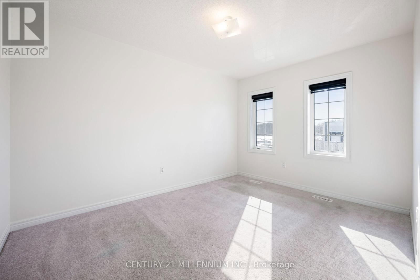 727 POTAWATOMI CRESCENT Image 27