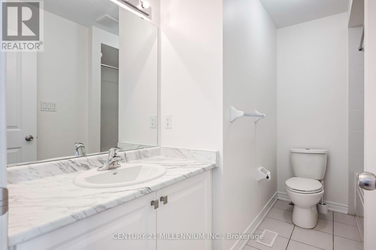 727 POTAWATOMI CRESCENT Image 29