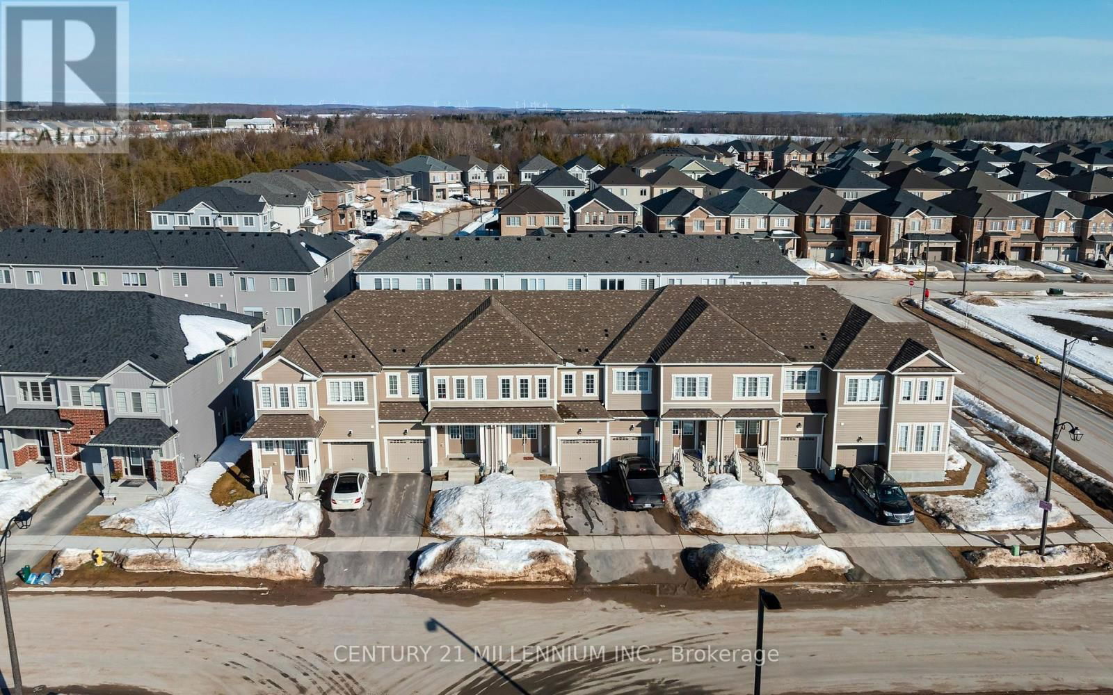 727 POTAWATOMI CRESCENT Image 45