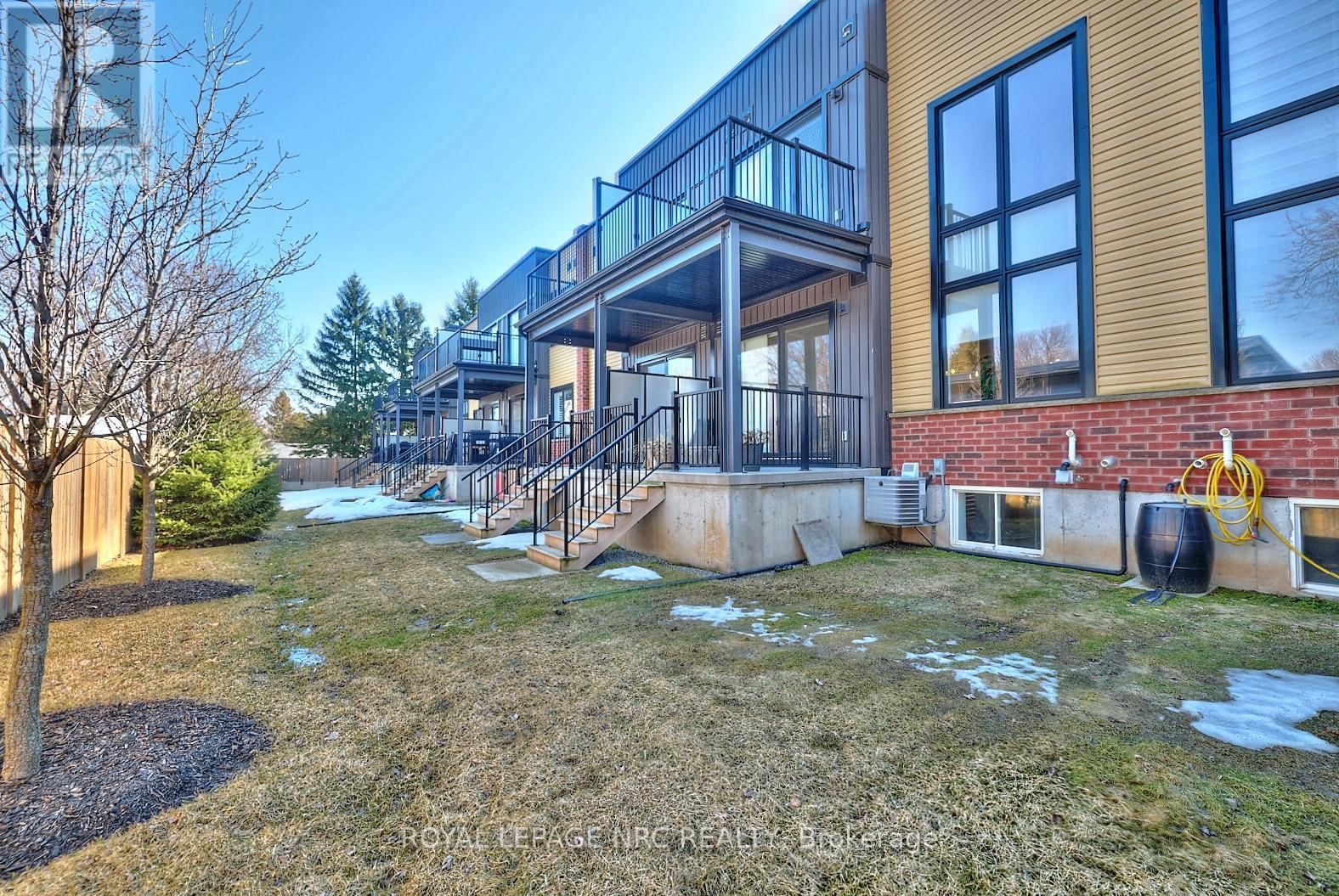 3 - 1465 STATION STREET Image 3